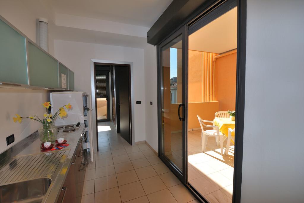 Residence Domus Римини Номер фото