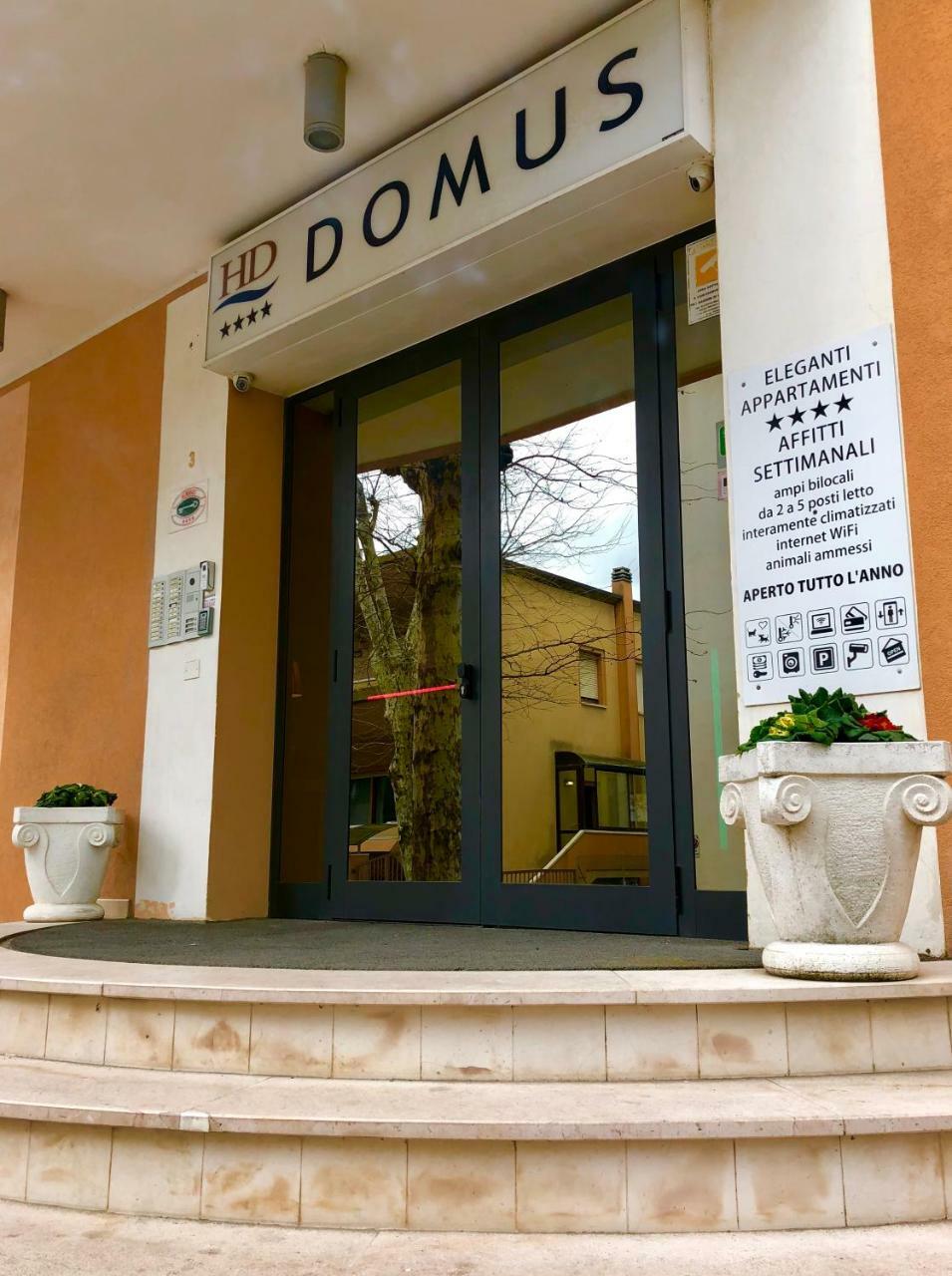Residence Domus Римини Экстерьер фото